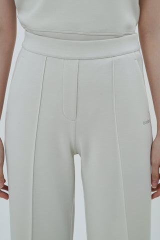 Suave Straight Leg Sweatpants in Ivory (M LEFT)