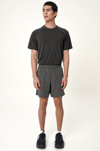 Dominate Shorts in Graphite