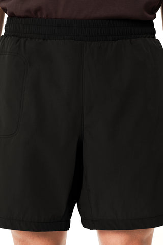 Dominate Shorts in Black