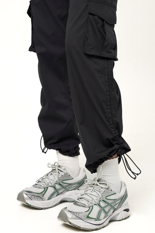 Training Cargo Pants in Black