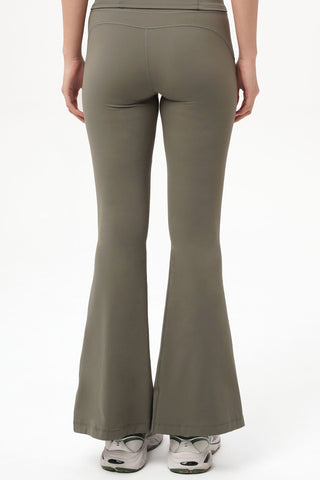 Lune Flare Pants in Moss