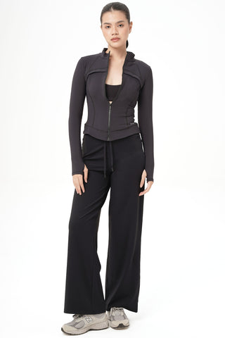 Sculpt Thermal Jacket in Black