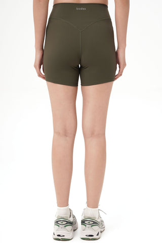 Urban Shorts in Moss