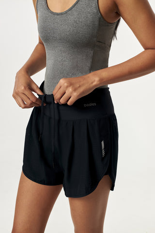 Avid Shorts in Black
