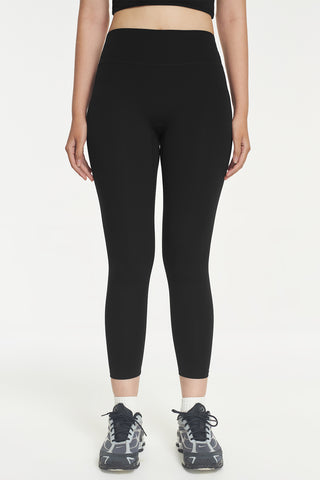 Aspire Legging in Black