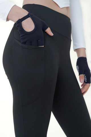 Good Grip Gloves in Navy