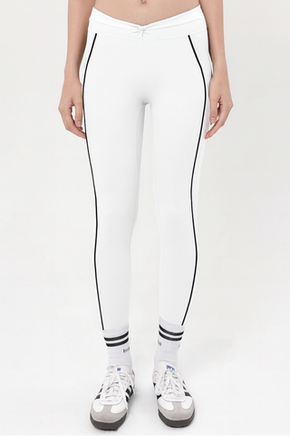 Firm Contrast Legging in White