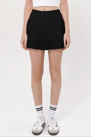 Lavish Pleated Tennis Skirt in Black