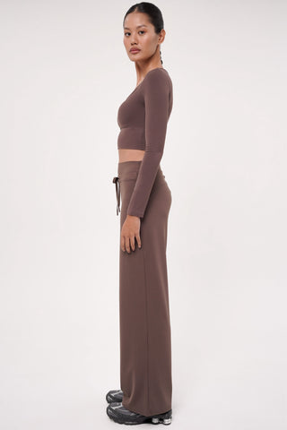 Curve Jogger in Truffle