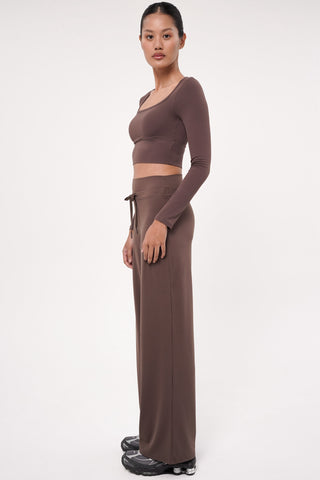 Curve Jogger in Truffle