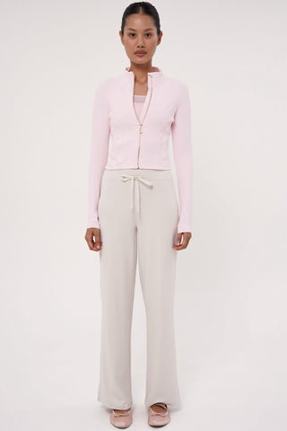 Form-Fit Cropped Jacket in Blossom