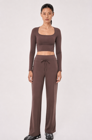 Curve Jogger in Truffle