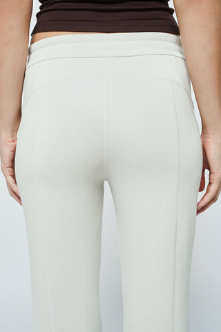 Chill Sweatpant in Eggshell