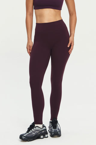 Ultramove Legging in Mulberry
