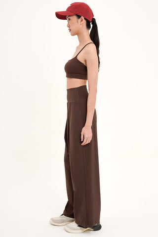 Daily Form Pants in Espresso