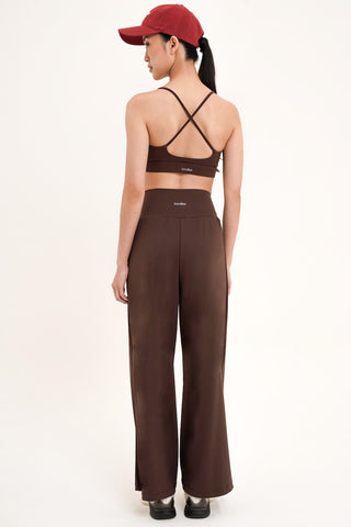 Daily Form Pants in Espresso