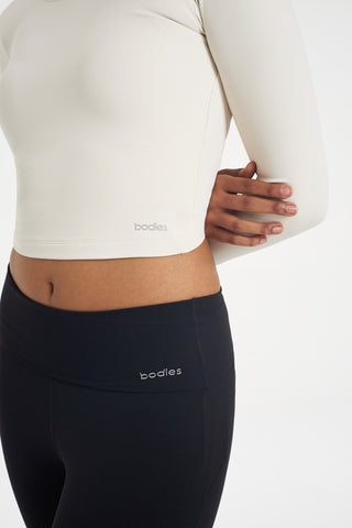 Ultracompress Flare Pants in Black