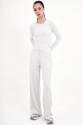 Twist-Back Long Sleeve Bra Top in Eggshell