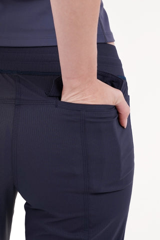 Training Cargo Pants in Midnight Navy