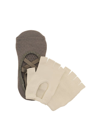 Good Grip Gloves in White