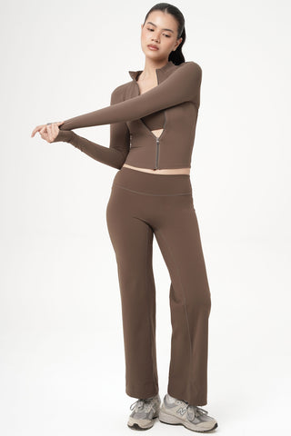 Smooth Straight Pants in Choco