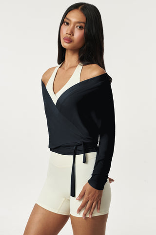 Sierra Wrap Top in Black