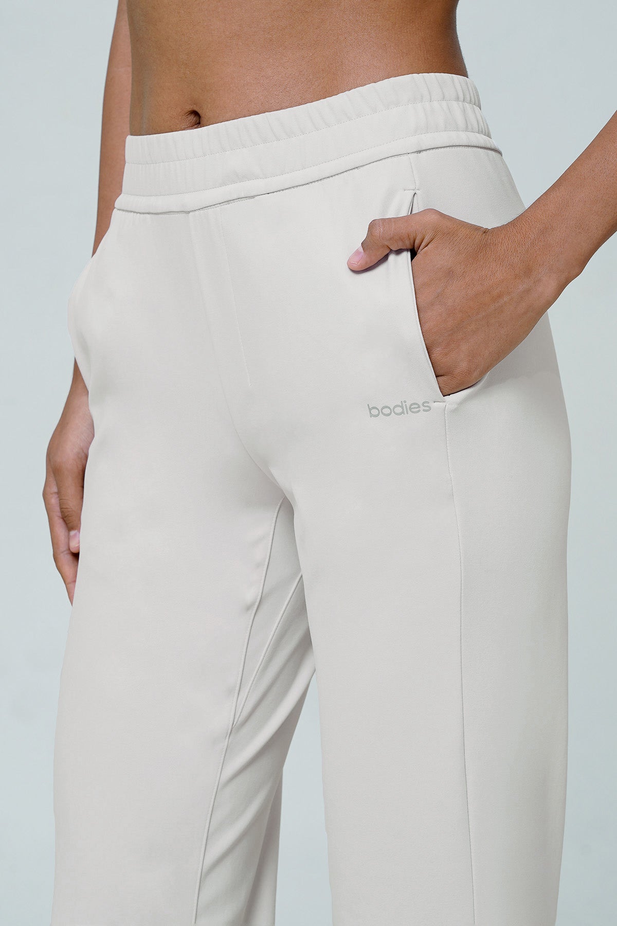 Shape Pants in Eggshell (Last Pieces)