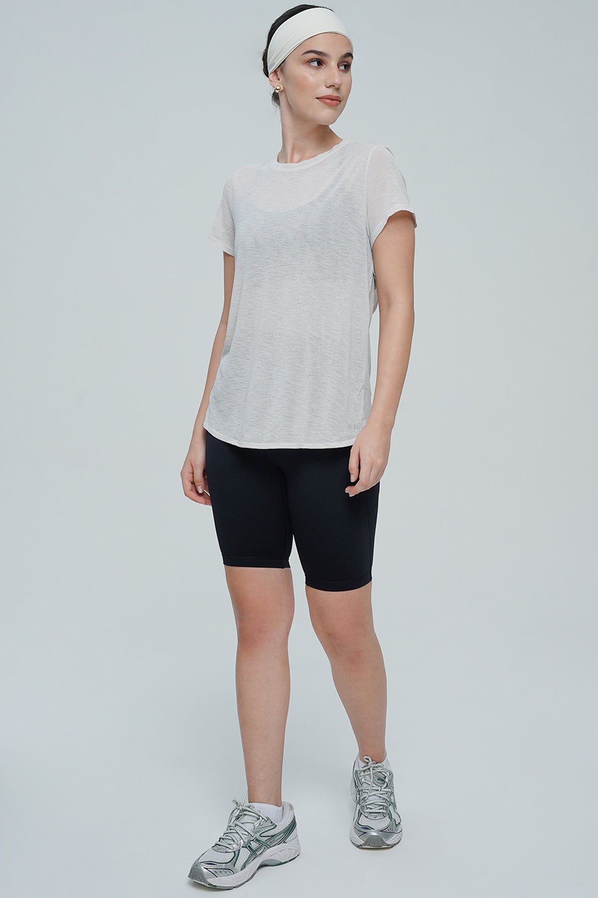 Gradual Top in Eggshell