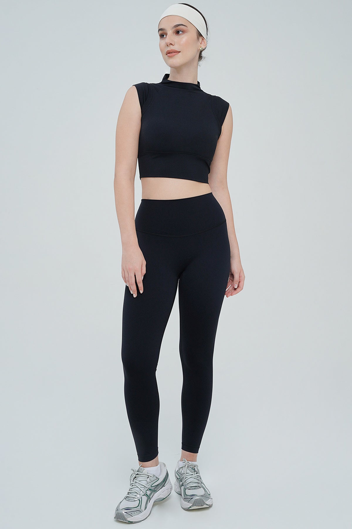 Awaken Leggings in Black