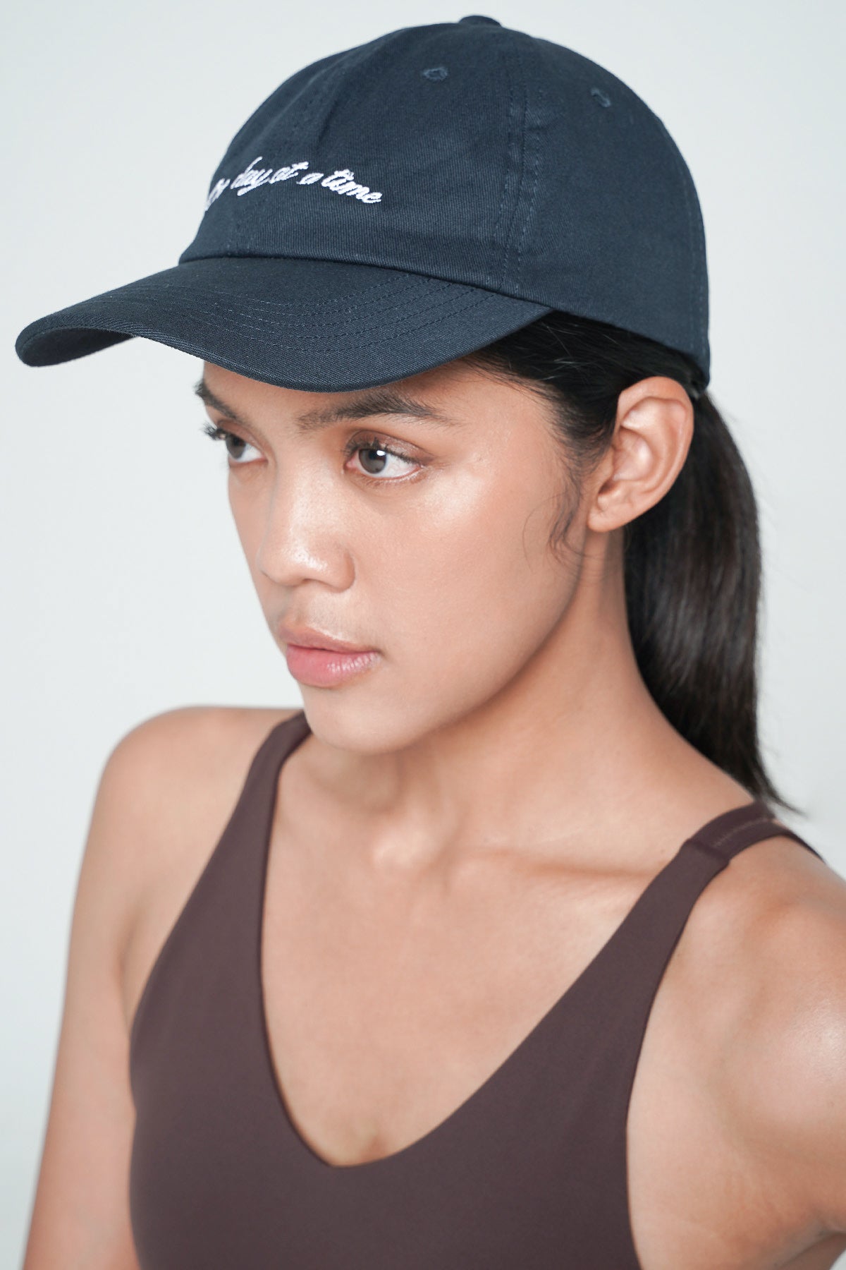 Performance Unisex Cap in Navy