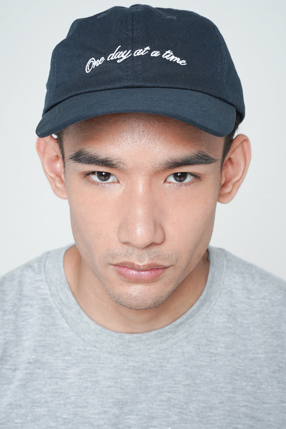 Performance Unisex Cap in Navy