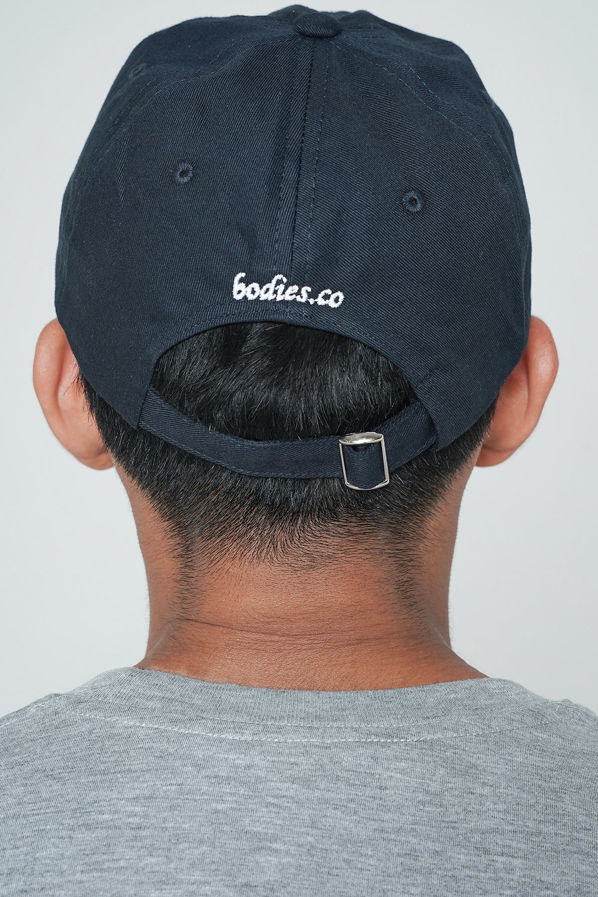 Performance Unisex Cap in Navy