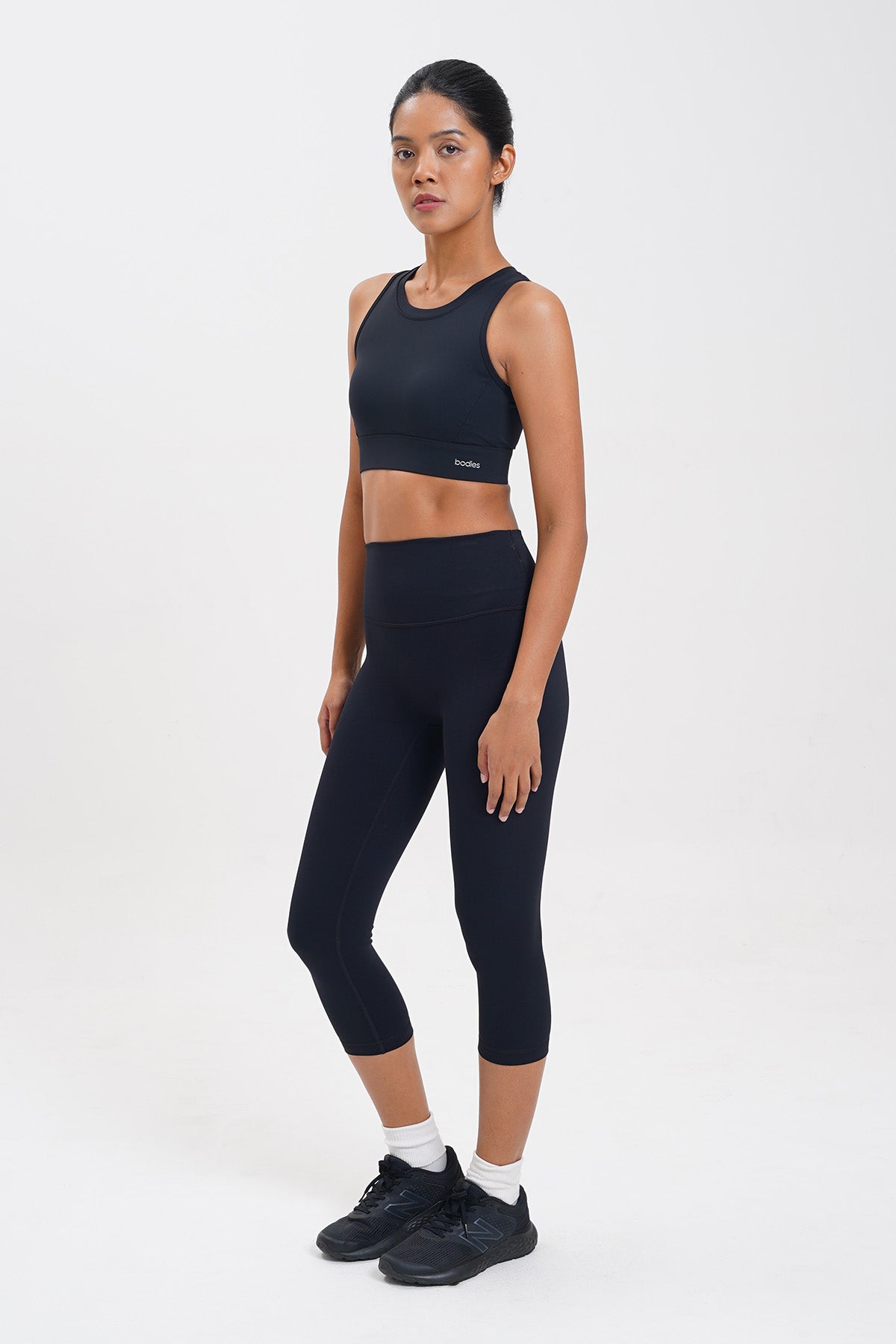 7/8 Revive Leggings in Black