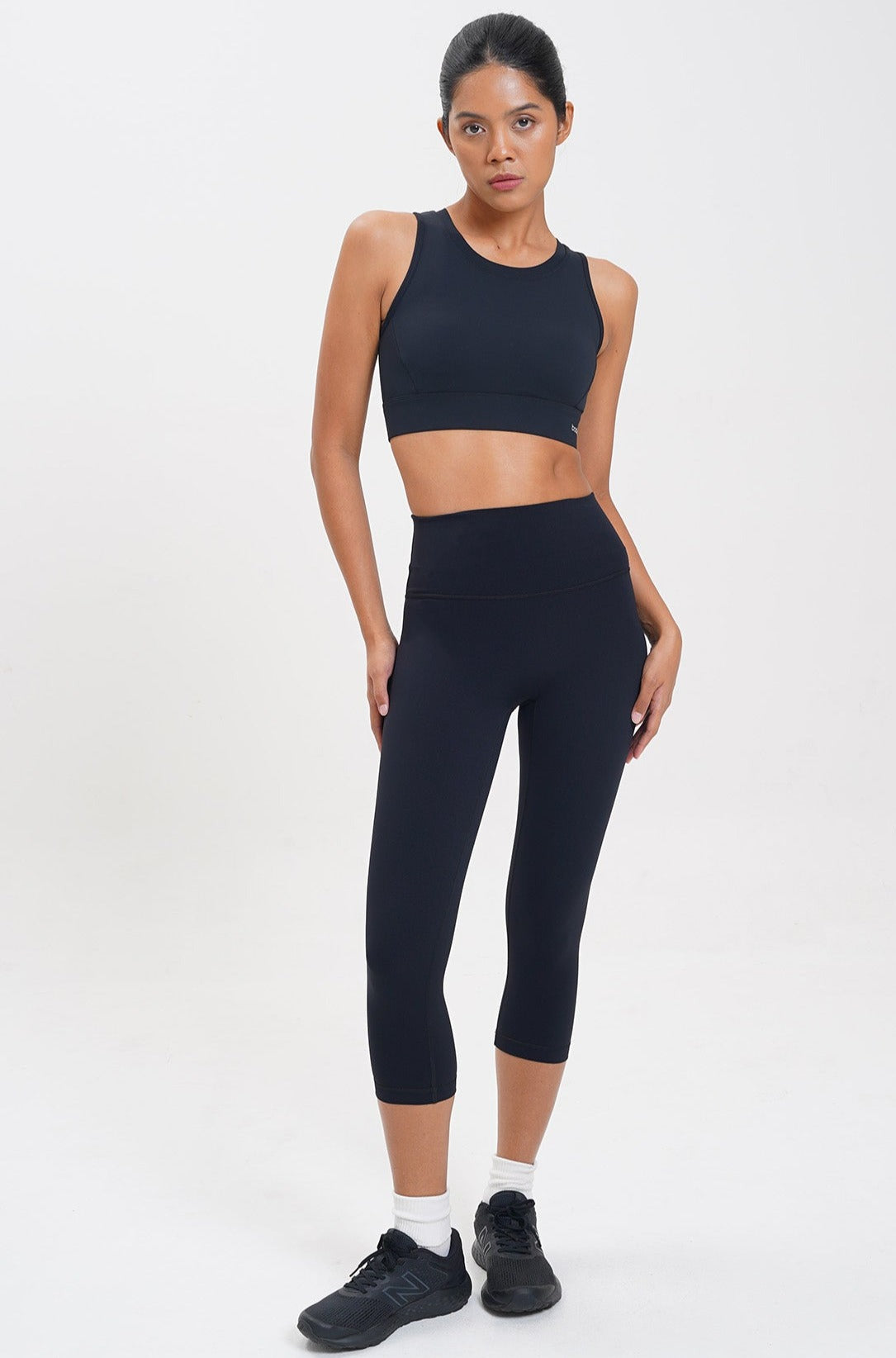 7/8 Revive Leggings in Black