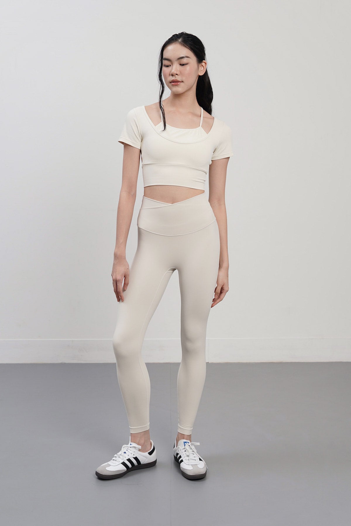Chase Legging in Ivory