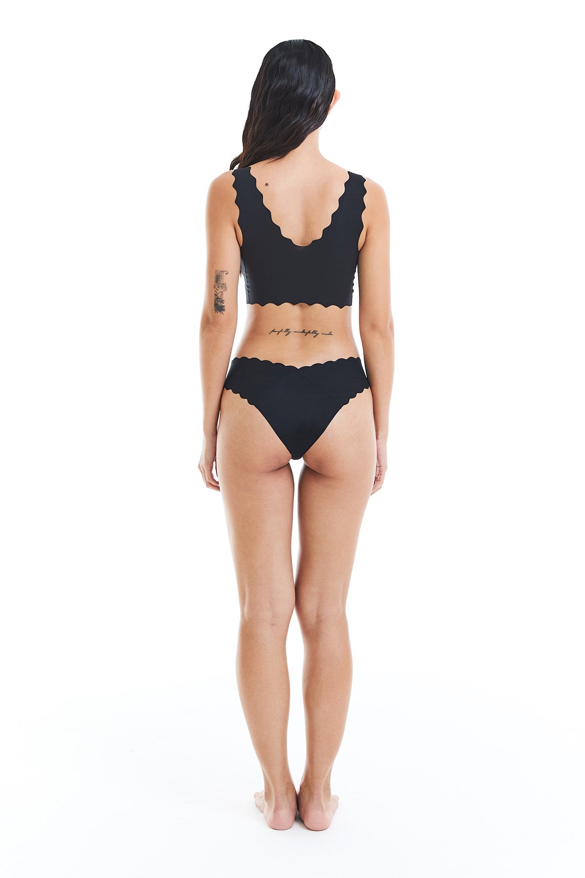 Bliss Scallop Bra in Black