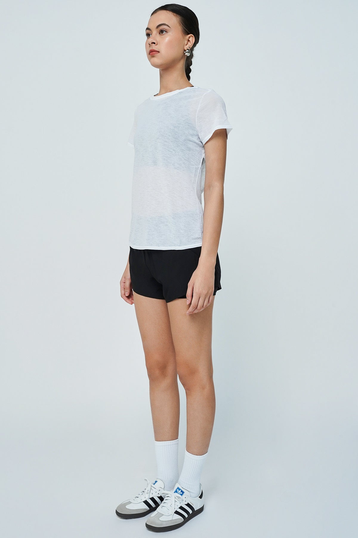 Gradual Top in White