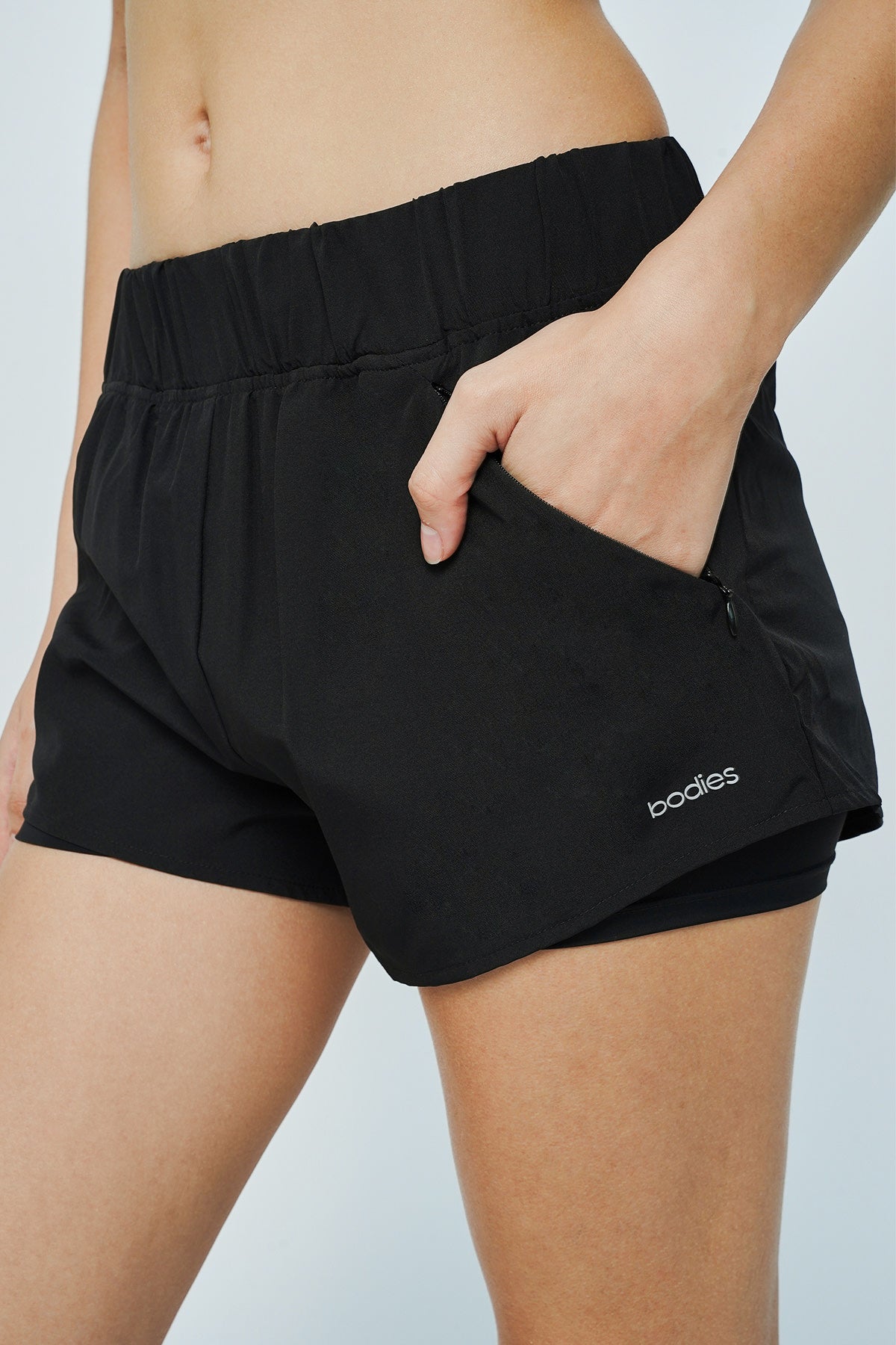 Interval_Shorts_Black_4.jpg