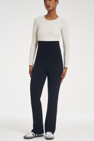 Ultracompress Flare Pants in Black