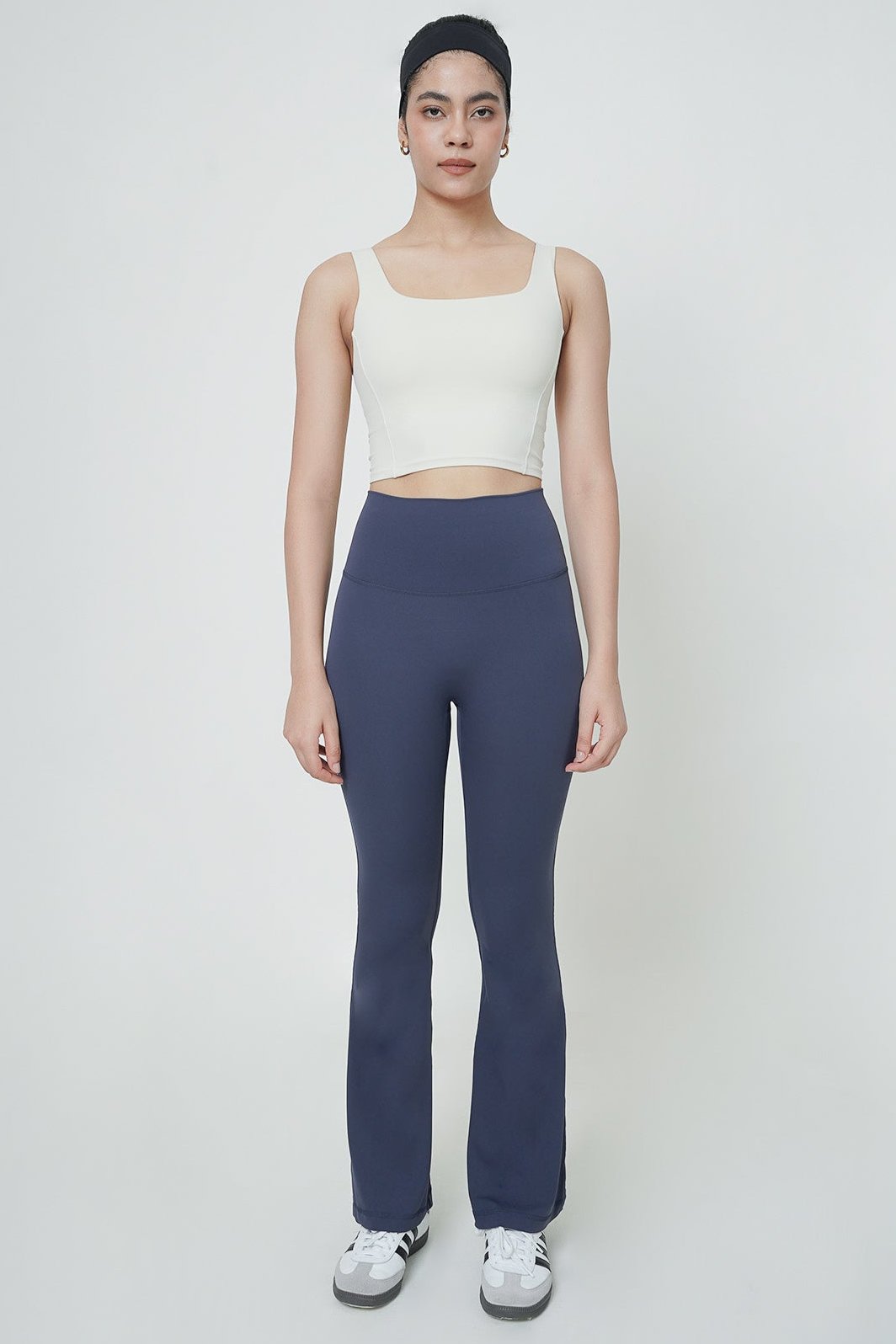 Ultralite Flare Pants in Navy