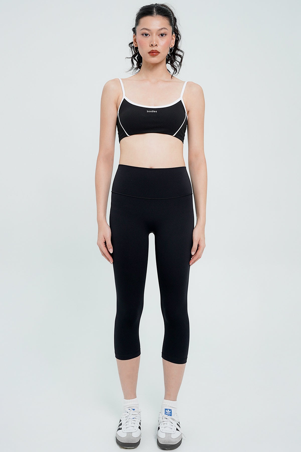 7/8 Revive Leggings in Black