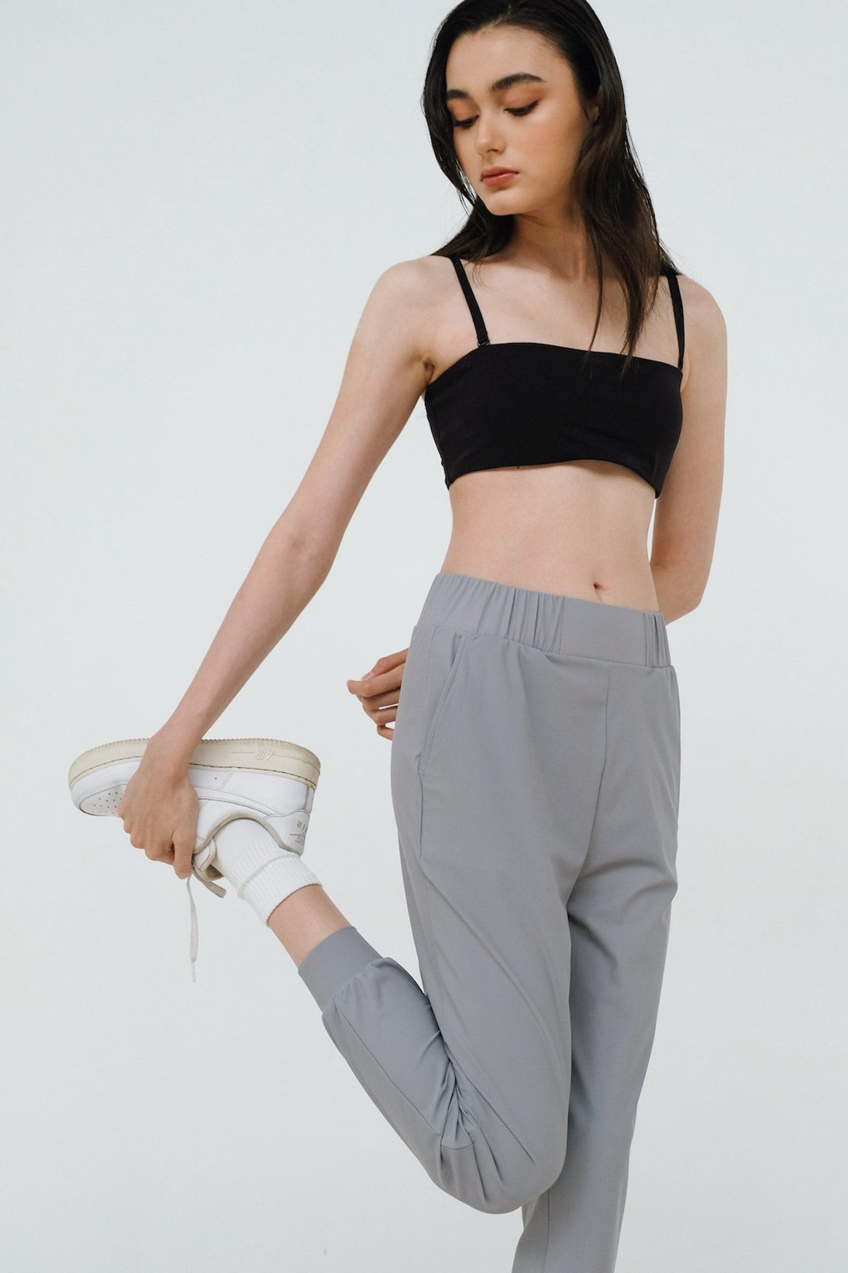 Advance Jogger in Light Grey