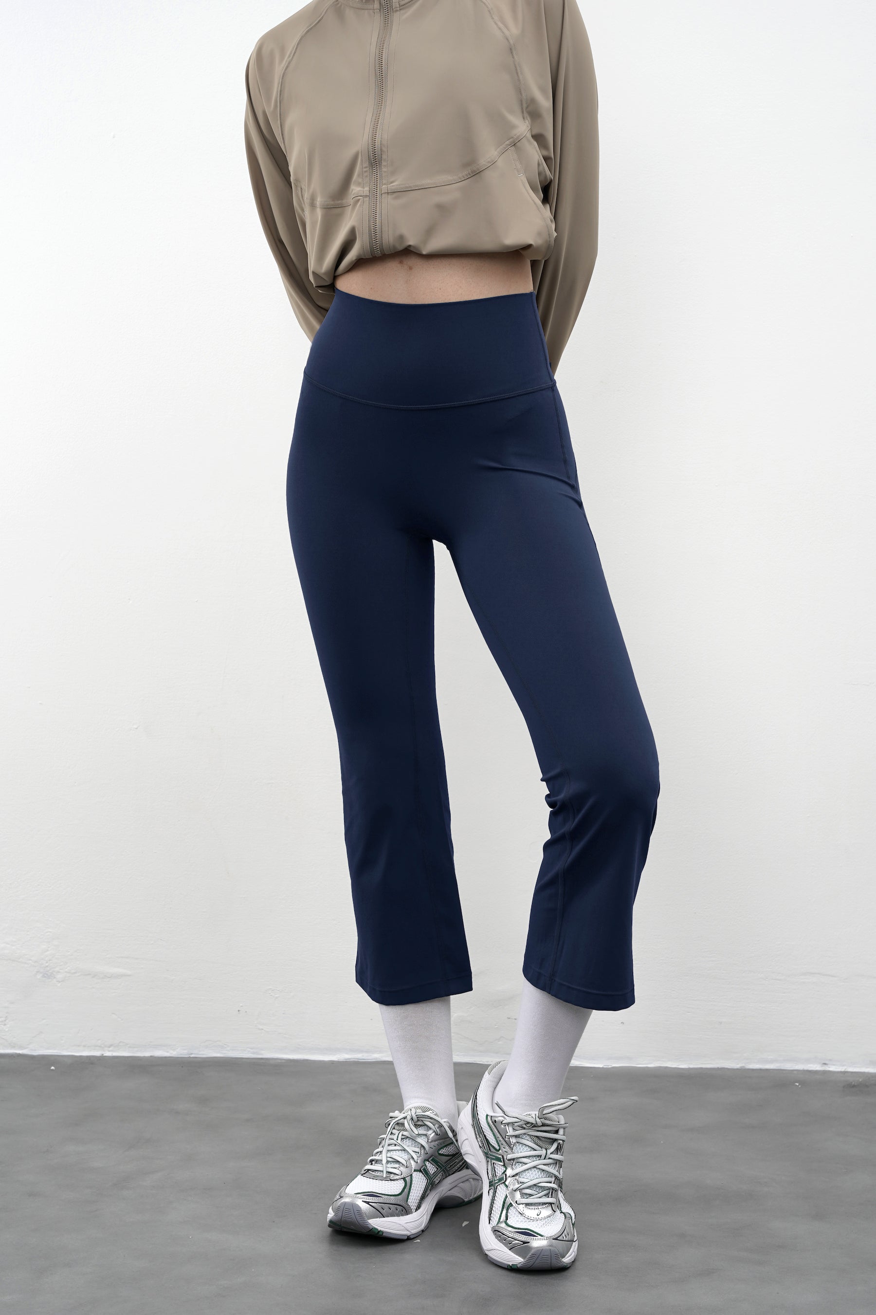Clarity Flare Pants In Navy